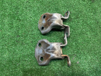 บานพับประตูหน้าขวา SUBARU LEGACY OEM 61220AC000 61220AC010 BE5 2000 silver 792