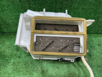Heater unit SUBARU LEGACY OEM 72110AE000 BHE BH9 BH5 BE5 BE9 BEE 2000 EJ206 AT