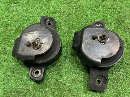 ยางแท่นเครื่อง SUBARU LEGACY OEM 41022AE000 41022AE010 BE5 BH5 2000 EJ206 AT