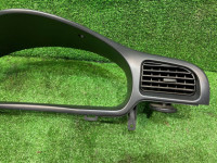 Moldura do quadrante SUBARU LEGACY OEM 66180AE000 BE5 2000 silver 792
