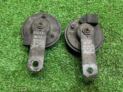 喇叭 гудок SUBARU LEGACY OEM 86012AE010 86012AE000 BE5 2000 EJ206 AT