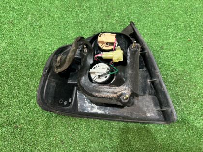 ไฟท้ายขวา SUBARU LEGACY OEM 84201AE04A BEE BE9 BE5 2000