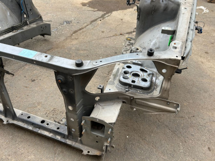 ラジエーターコアサポート SUBARU LEGACY OEM 53060AE000 51231AE010 53020AE080 53020AE090 BE5 2000 silver 792