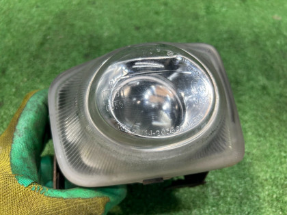 Right fog light Koito 114-20580 R SUBARU LEGACY OEM 84501AE020 BE5 2000