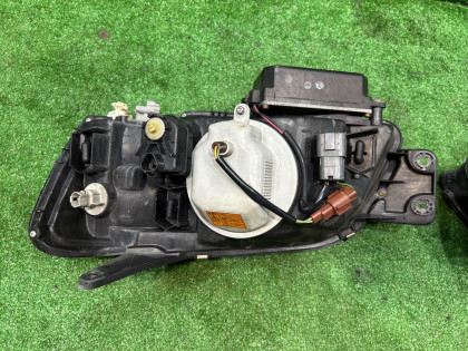 ไฟหน้า Ксенон SUBARU LEGACY OEM 84001AE280 84001AE290 BHE BH9 BH5 BE5 BE9 BEE 2000