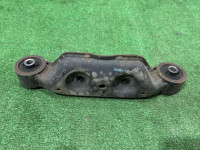 デフマウント SUBARU OUTBACK OEM 41310AG020 BPE 2004 EZ30 AT