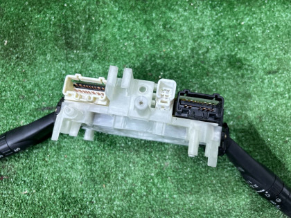 Mando de columna de dirección Гитара SUBARU OUTBACK OEM 83111AG090 BPE 2004 EZ30 AT
