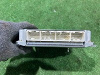 Centralita del motor SUBARU OUTBACK OEM 22611AH611 BPE 2004 EZ30 AT