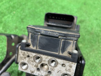 กล่อง ABS VDC SUBARU OUTBACK OEM 27596AG010 BPE 2004 EZ30 AT