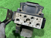 กล่อง ABS VDC SUBARU OUTBACK OEM 27596AG010 BPE 2004 EZ30 AT