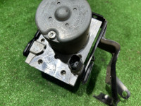 กล่อง ABS VDC SUBARU OUTBACK OEM 27596AG010 BPE 2004 EZ30 AT