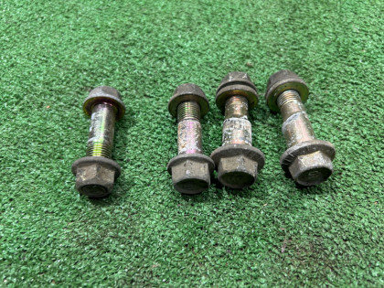 น็อตปรับศูนย์ล้อหน้า 20540AA090 20540AA100 SUBARU OUTBACK