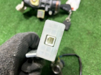 Замок зажигания комплект замков SUBARU OUTBACK OEM 57491AG151 BPE 2004 GOLD 39J