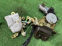 กลอนล็อกฝาท้าย с доводчиком SUBARU OUTBACK OEM 63224AG000 63031AG000 81812AG061 88261AG000 BPE 2004 GOLD 39J