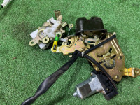 กลอนล็อกฝาท้าย с доводчиком SUBARU OUTBACK OEM 63224AG000 63031AG000 81812AG061 88261AG000 BPE 2004 GOLD 39J