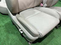 Комплект сидений кожа SUBARU OUTBACK OEM 64010AG221WA 64010AG231WA 64221AG120WA 64231AG130WA BPE 2004 GOLD 39J