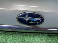 バックドアガーニッシュ SUBARU OUTBACK OEM 84261AG050GA BPE 2004 GOLD 39J