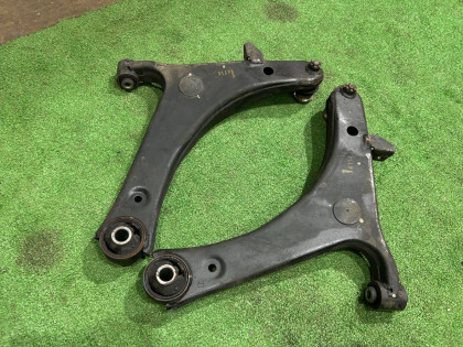 フロントアーム SUBARU OUTBACK OEM 20202AG001 20202AG011 BPE 2004 EZ30 AT