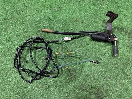 天线 В бампер SUBARU OUTBACK OEM H4417AE040 BPE 2004