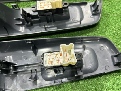 车窗控制模块 SUBARU EXIGA OEM 83071YC010 YA5 2007 EJ205 AT