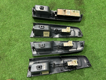 车窗控制模块 SUBARU EXIGA OEM 83071YC010 YA5 2007 EJ205 AT