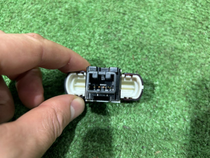 Interruptor dos quatro piscas красная SUBARU EXIGA OEM 83037SC000 YA5 2007 EJ205 AT