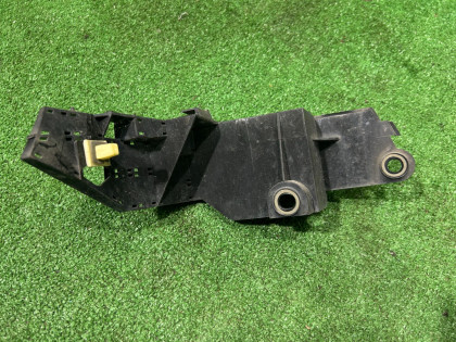 Soporte derecho del parachoques trasero SUBARU EXIGA OEM 57707YC030 YA5 2008 BLUE D2B