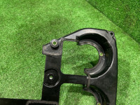 Tapa de distribución trasera derecha SUBARU EXIGA OEM 13573AA121 YA5 2008 EJ205 AT