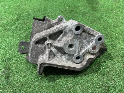 ขายึดตัวตั้งสายพานไทม์มิ่ง SUBARU EXIGA OEM 13156AA062 YA5 2008 EJ205 AT