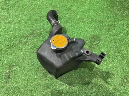 ถังพักน้ำหม้อน้ำ SUBARU EXIGA OEM 21132AA120 YA5 2008 EJ205 AT