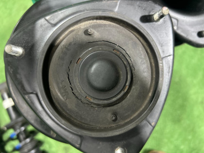โช้คอัพ SUBARU EXIGA OEM 20310YC000 20310YC010 20330YC010 20365YC000 YA5 2007 EJ205 AT