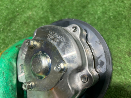 พูลเลย์เพลาลูกเบี้ยวไอดีขวา SUBARU EXIGA OEM 13320AA001 YA5 2008 EJ205 AT