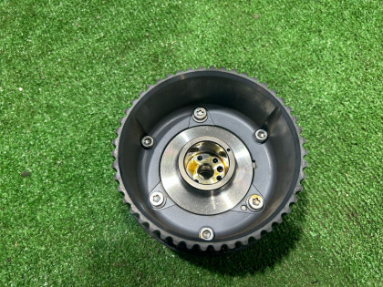 พูลเลย์เพลาลูกเบี้ยวไอดีขวา SUBARU EXIGA OEM 13320AA001 YA5 2008 EJ205 AT