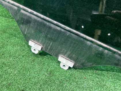 Cristal de la puerta trasera izquierda SUBARU EXIGA OEM 62011YC030 YA5 2008