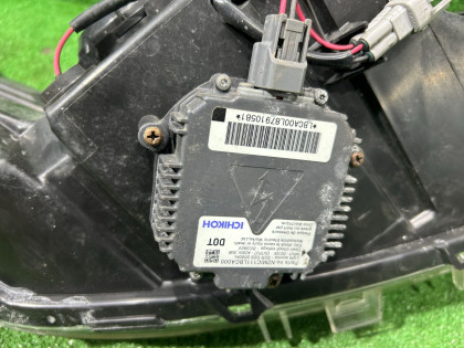 左大灯 ксенон SUBARU EXIGA OEM 84001YC030 YA5 2008