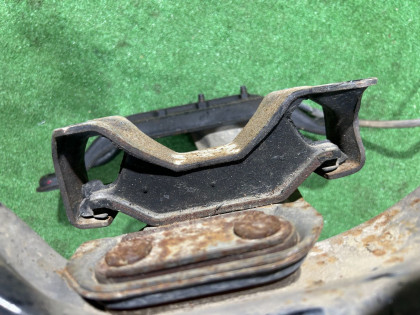 MTクロスメンバー SUBARU LEGACY OEM 41021AC170 41022AA180 BG5 1997 EJ20R MT5