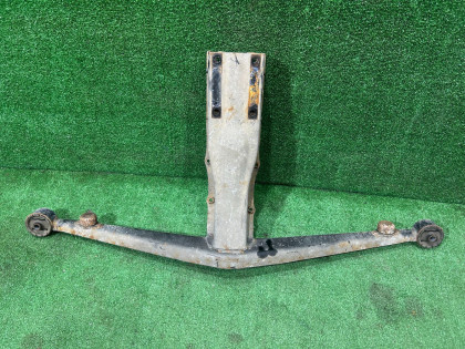 Подушка редуктора SUBARU LEGACY OEM 41310AC090 BG5 1997 EJ20R MT5