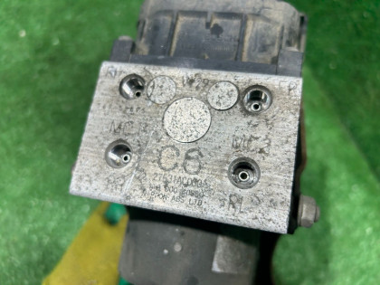 ABSユニット SUBARU LEGACY OEM 27539AC060 BG5 1997 EJ20R MT5