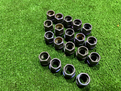น็อตล้อ супер ЛЕГКИЕ !!! 19 шт japan SUBARU LEGACY OEM 623006021 BG5 1997