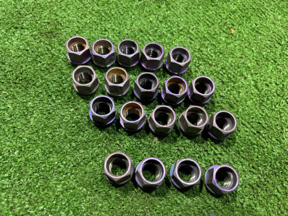 น็อตล้อ супер ЛЕГКИЕ !!! 19 шт japan SUBARU LEGACY OEM 623006021 BG5 1997