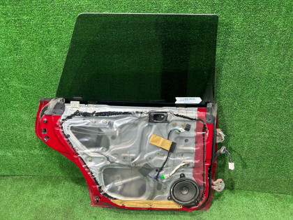 Porta traseira esquerda SUBARU LEGACY OEM 61400AC310 BG5 1997 RED