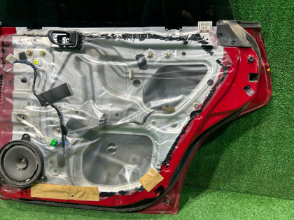 ประตูหลังขวา SUBARU LEGACY OEM 61400AC300 BG5 1997 RED