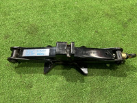 แม่แรง SUBARU LEGACY OEM 97030FA070 BG5 1997