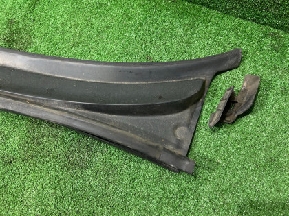 Panel de la base del parabrisas SUBARU LEGACY OEM 91151AC000 BG5 1997