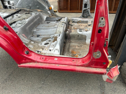 Sección trasera de la carrocería Rear Cut SUBARU LEGACY OEM 51410AC471 51410AC891 BG5 1997 RED