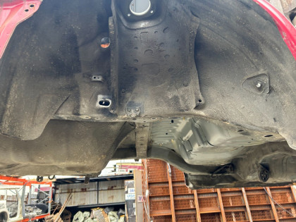 Sección trasera de la carrocería Rear Cut SUBARU LEGACY OEM 51410AC471 51410AC891 BG5 1997 RED