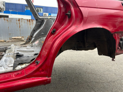 Sección trasera de la carrocería Rear Cut SUBARU LEGACY OEM 51410AC471 51410AC891 BG5 1997 RED