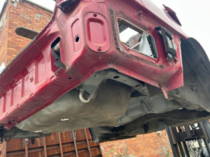 Sección trasera de la carrocería Rear Cut SUBARU LEGACY OEM 51410AC471 51410AC891 BG5 1997 RED