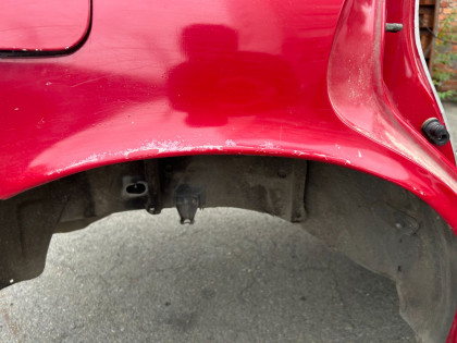 Sección trasera de la carrocería Rear Cut SUBARU LEGACY OEM 51410AC471 51410AC891 BG5 1997 RED