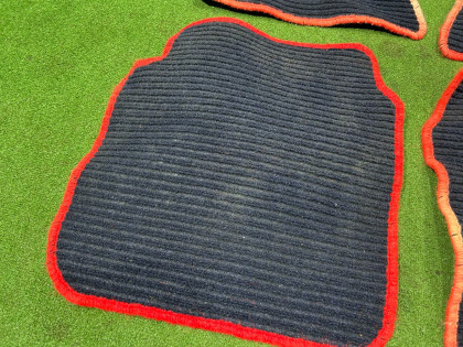 พรมปูพื้น SUBARU LEGACY OEM 95010AC080MJ BG5 1997 RED